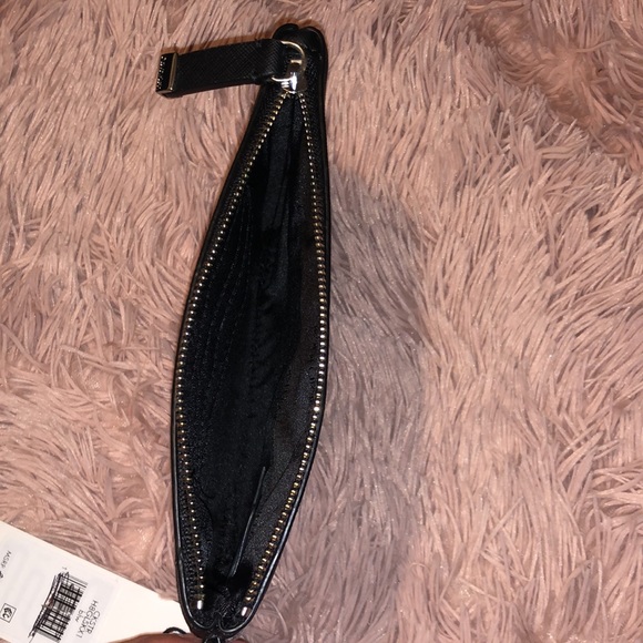 NWT Calvin Klein wristlet - Picture 4 of 5